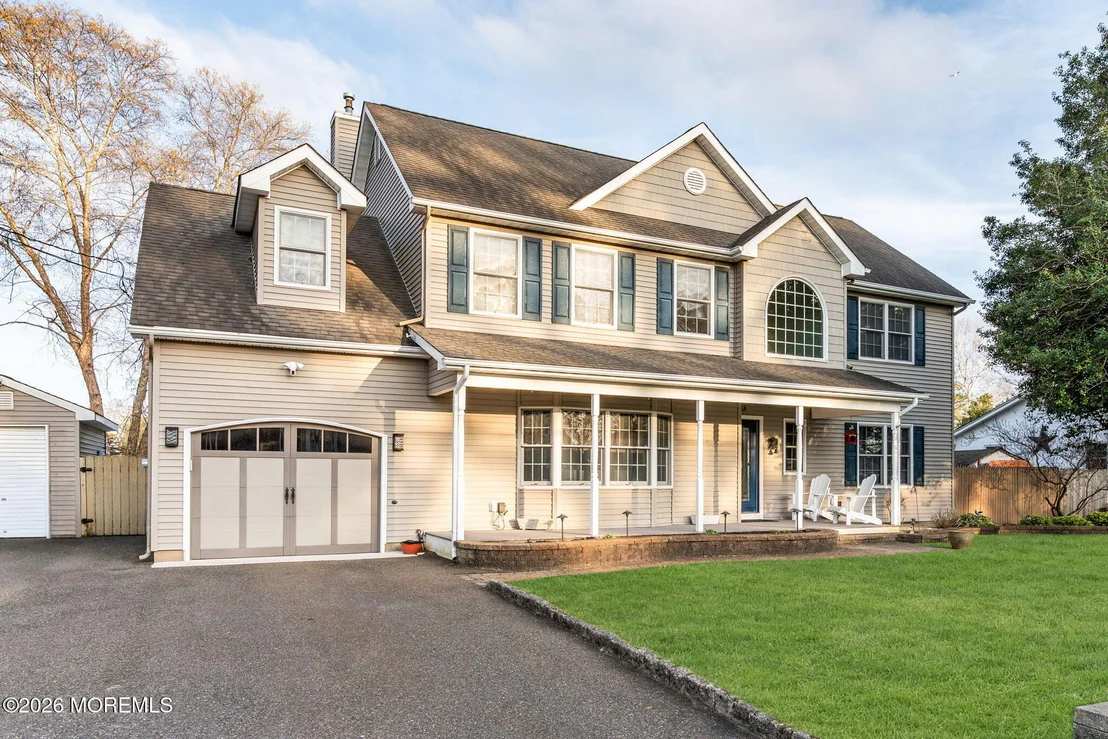 Photo of 475 Admiral Road