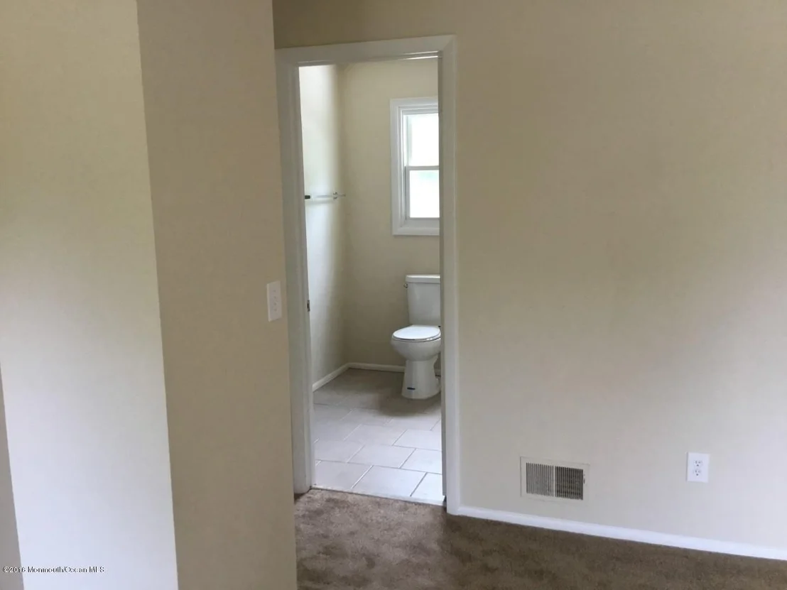 Photo of 438 Applegate Avenue