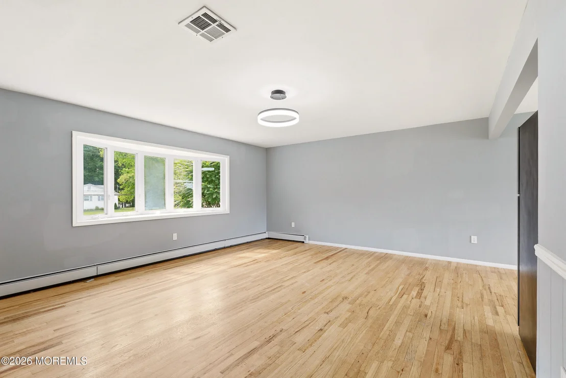 Photo of 295 Fort Plains Road