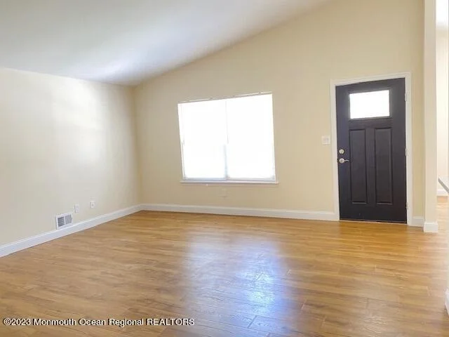 Photo of 182 Seaview Avenue