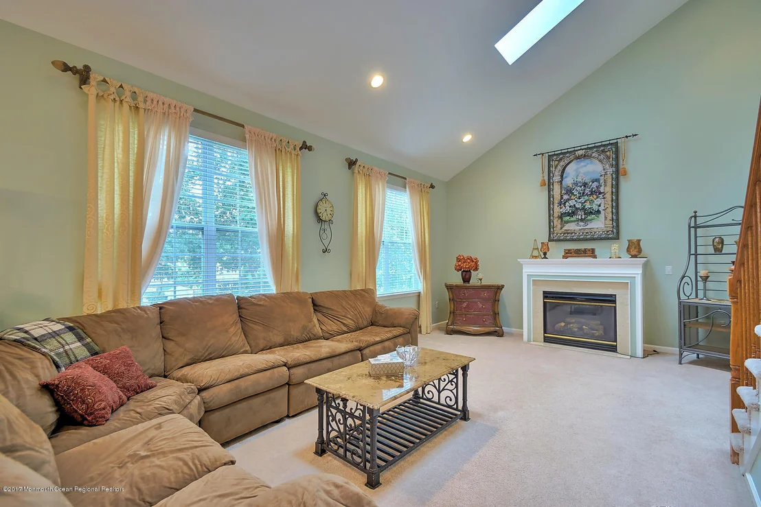 Photo of 13 Ridgeway Lane