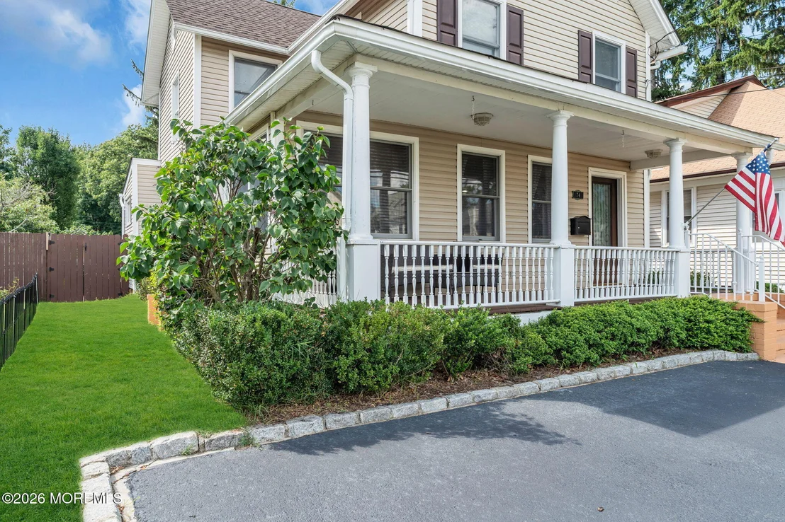 Photo of 74 Atlantic Avenue