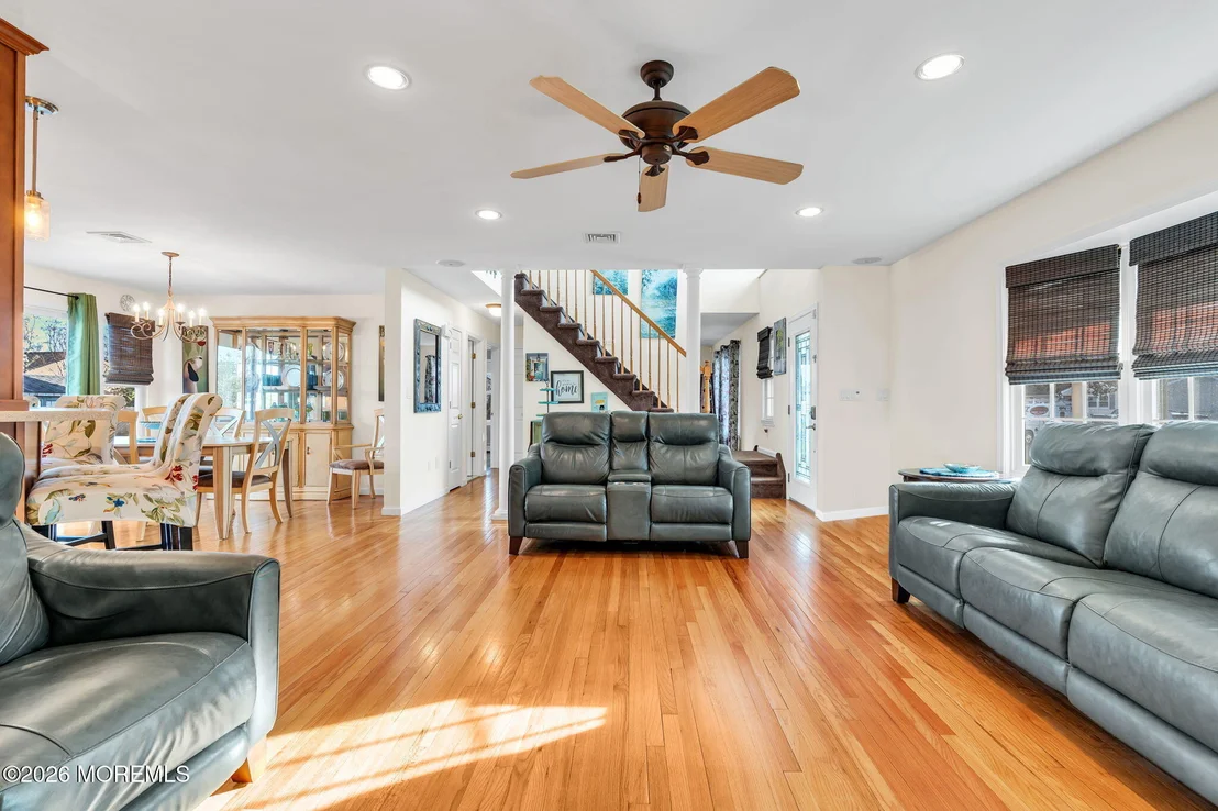 Photo of 475 Admiral Road
