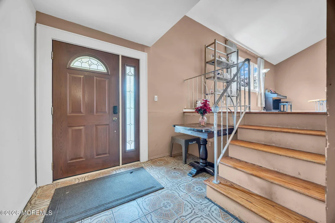 Photo of 5 Cortland Drive