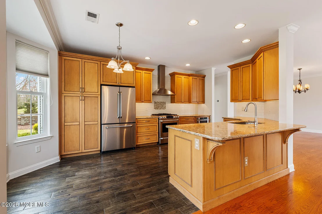 Photo of 1 Colonial Way