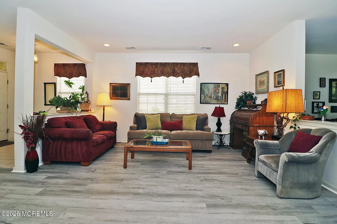 Photo of 27 Vineyard Way