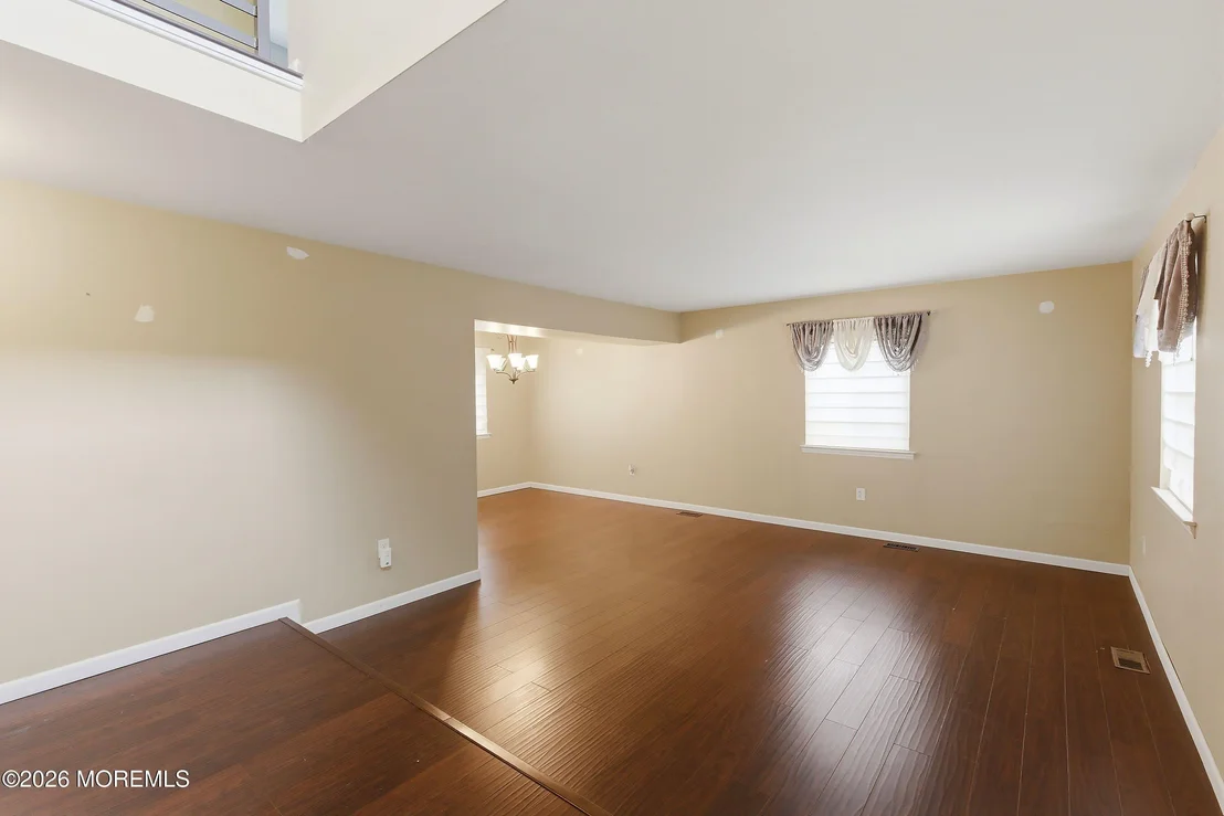 Photo of 42 Fox Drive