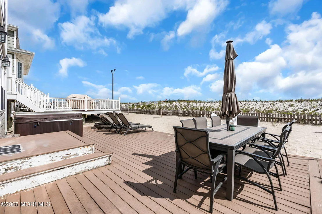 Photo of 3176 Ocean Road