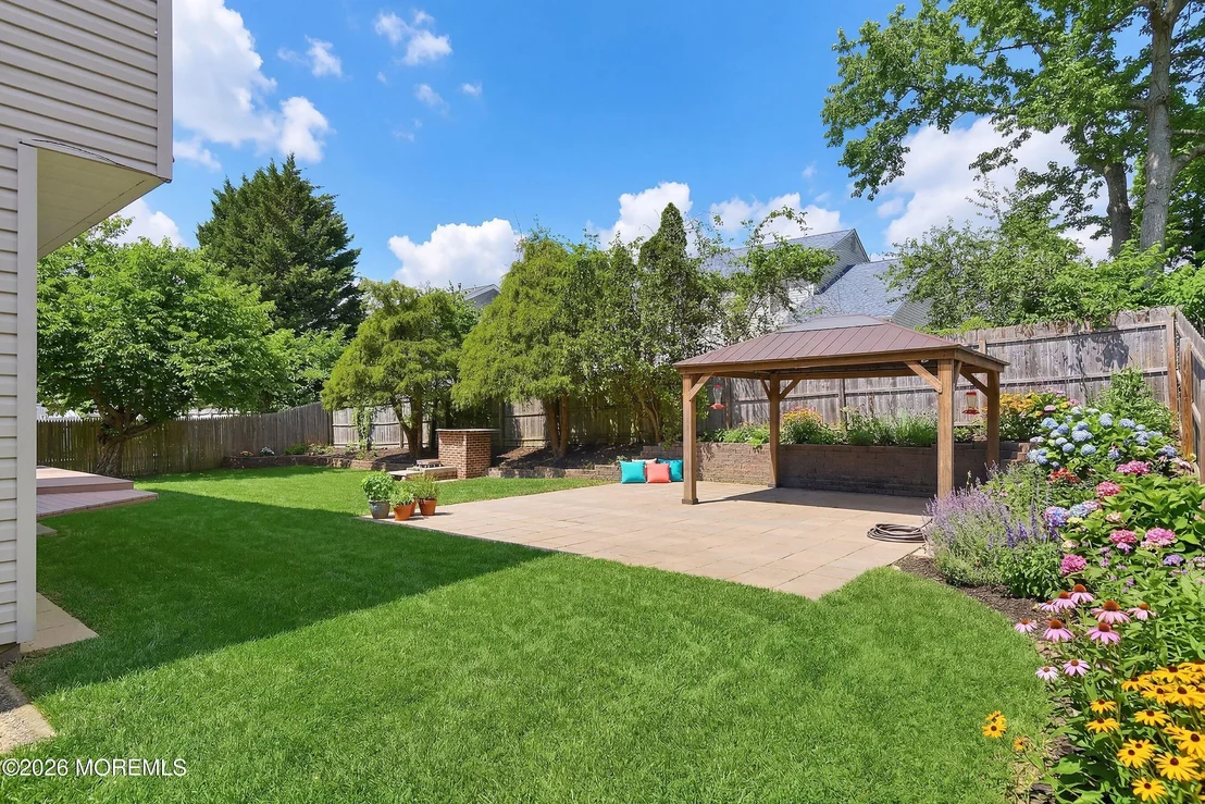 Photo of 15 Bristlecone Drive