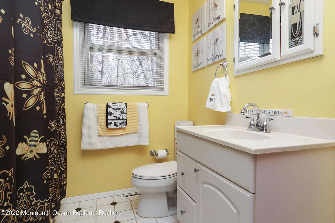 Photo of 33 Van Buren Avenue