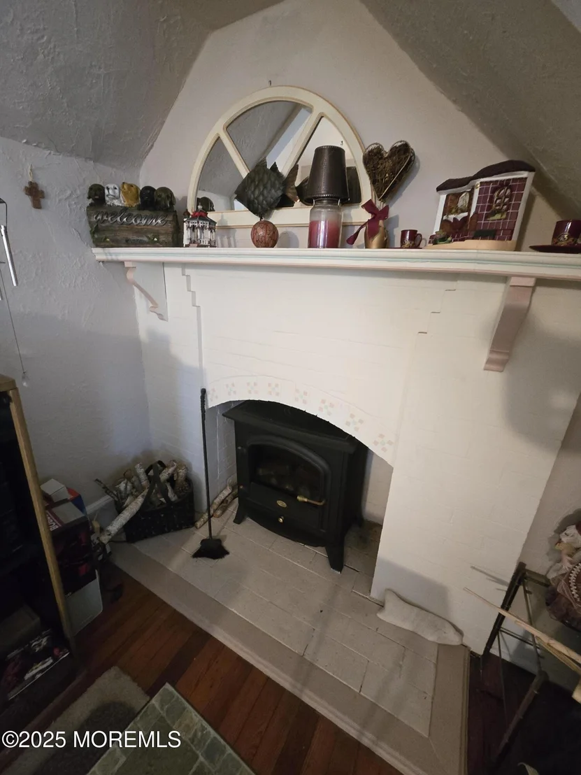 Photo of 214 5th Avenue