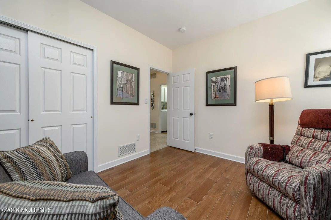 Photo of 33 Heath Lane