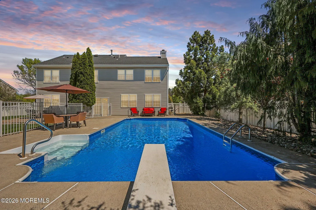 Photo of 389 Fordham Place