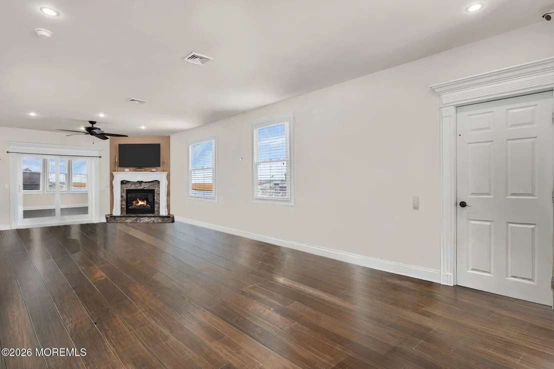 Photo of 385 Kingfisher Road