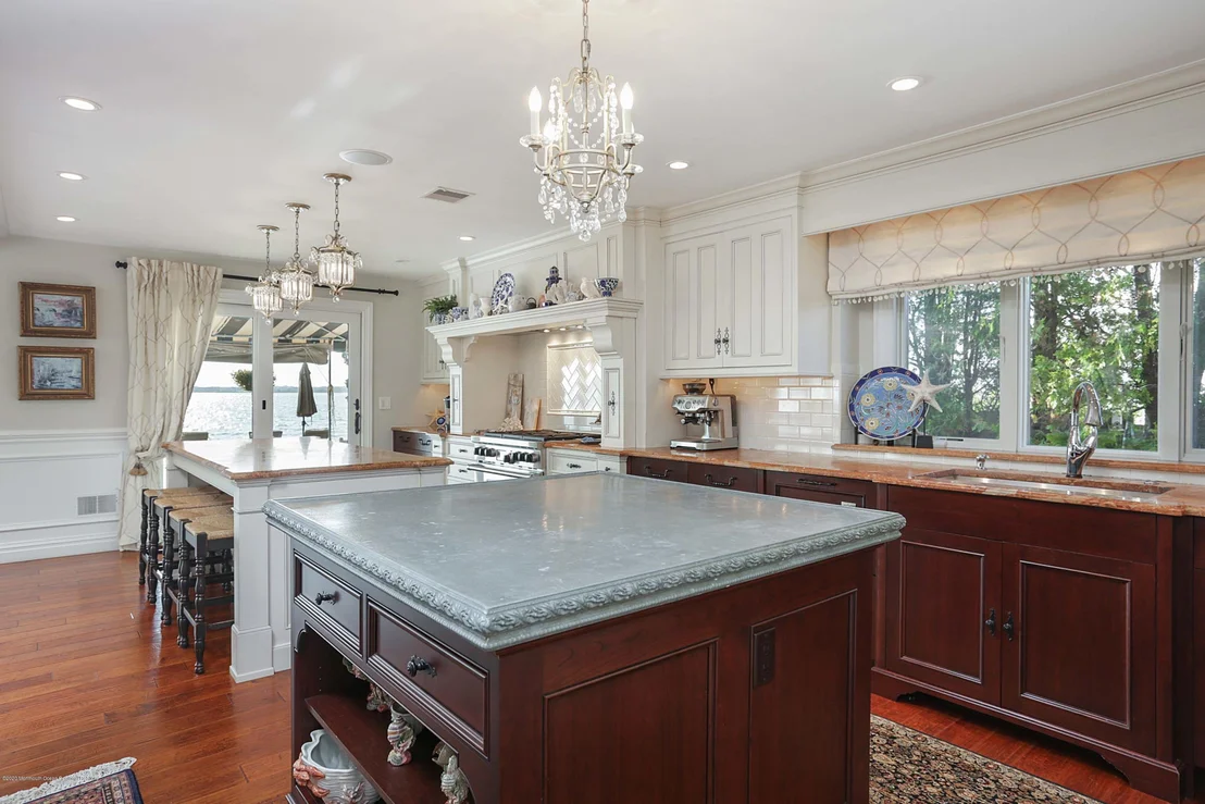 Photo of 207 Pointe Drive