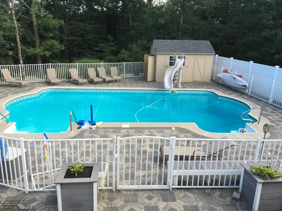 Photo of 1015 Devon Street