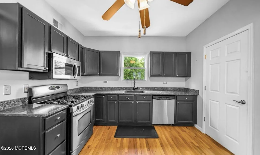 Photo of 607 Mcclellan Street