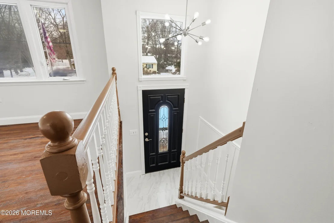 Photo of 16 Crest Road