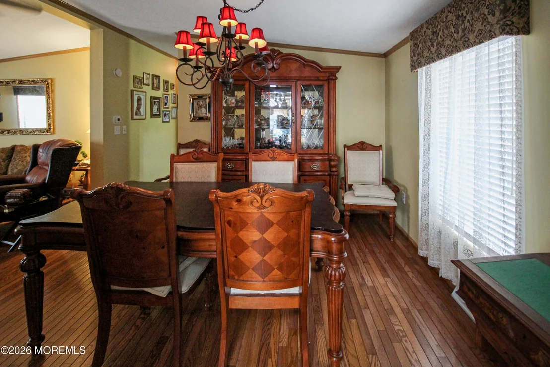 Photo of 1403 Forest Way
