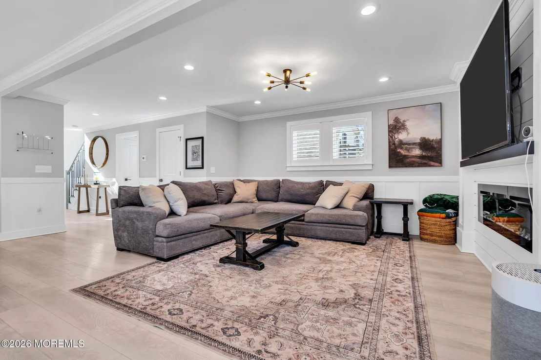 Photo of 1620 Ewart Road