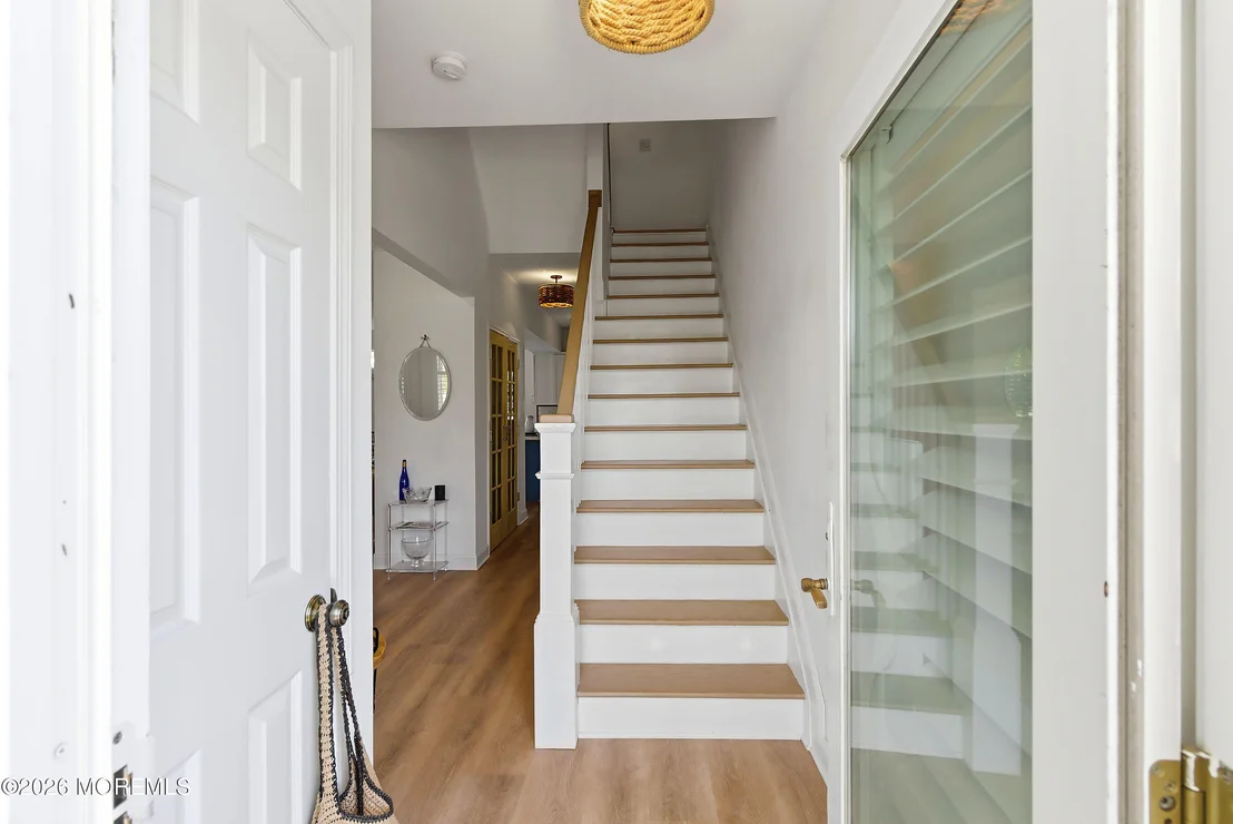 Photo of 384 Pine Avenue