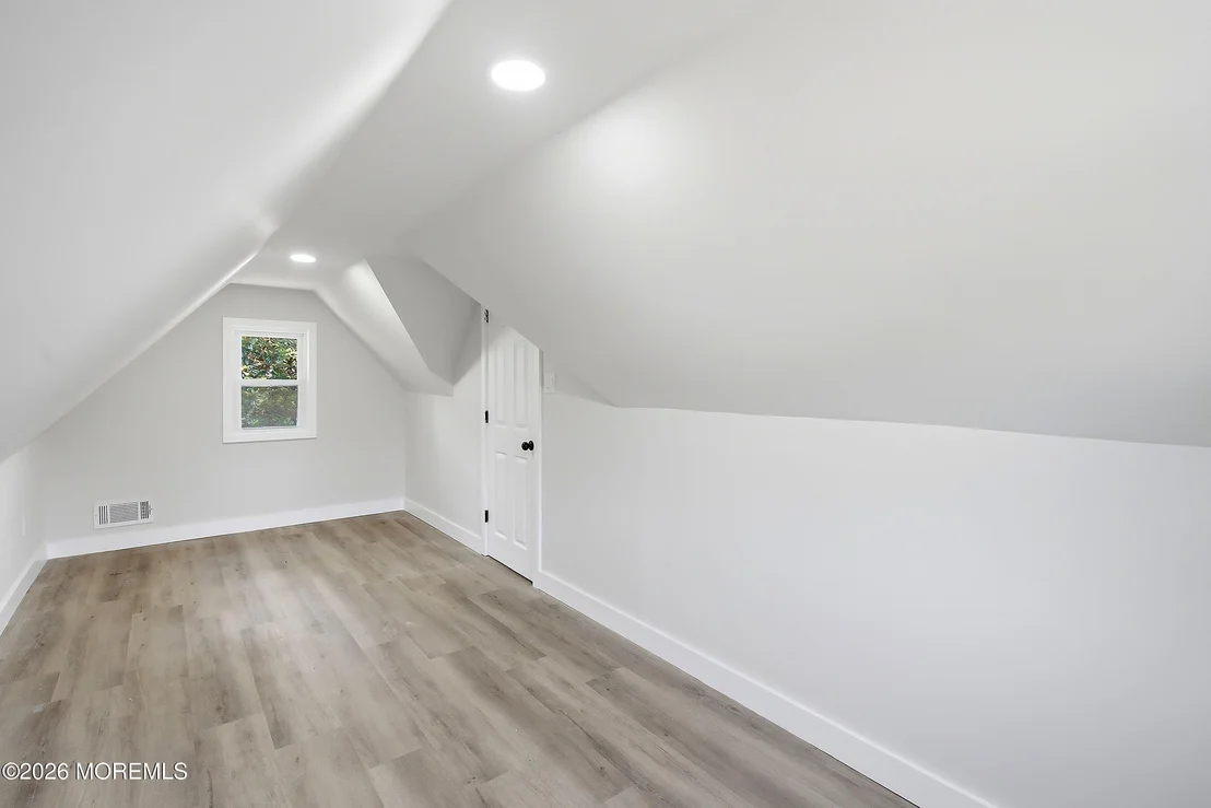 Photo of 164 Maple Avenue