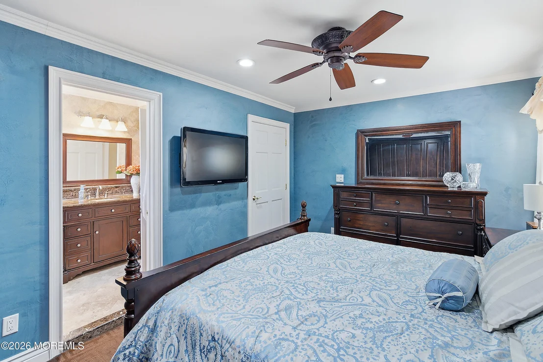 Photo of 20 Cambridge Drive
