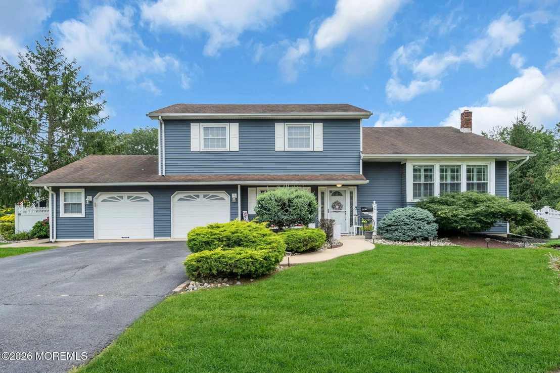 Photo of 1 Meadowbrook Drive
