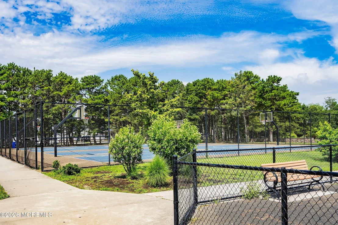 Photo of 296 Lake Shore Drive