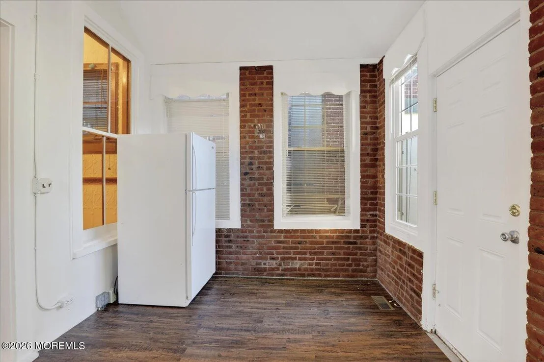 Photo of 55 E Front Street