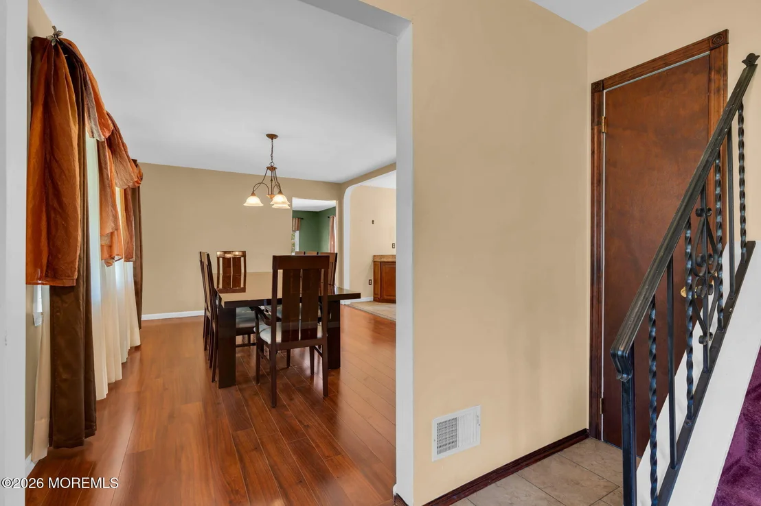 Photo of 205 Frank Applegate Road