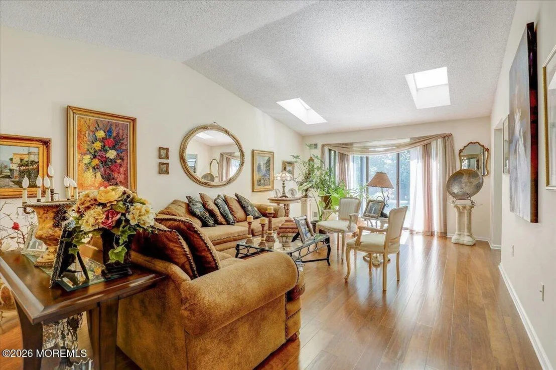 Photo of 19 Hampton Drive
