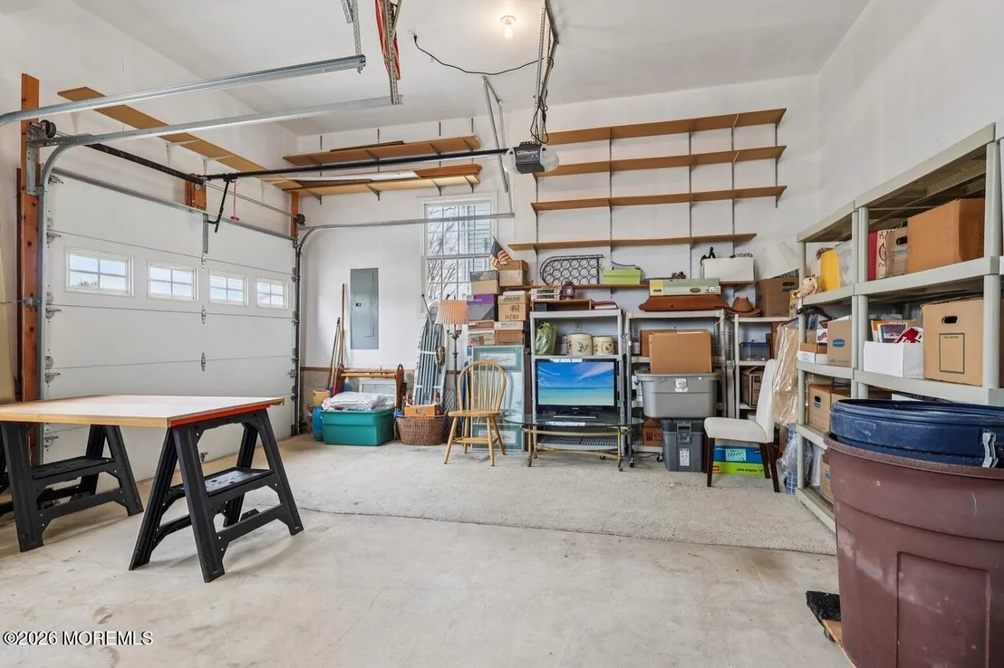 Photo of 232 Montclair Road S