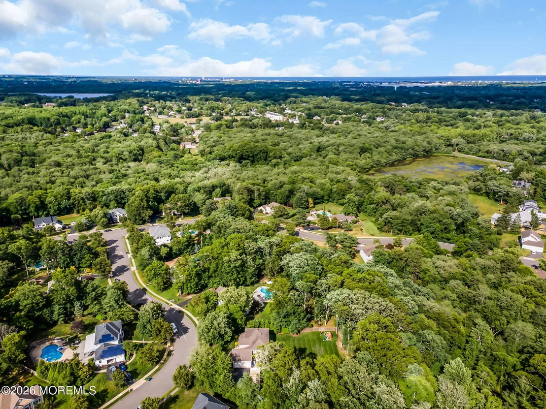 Photo of 2093 Overbrook Drive