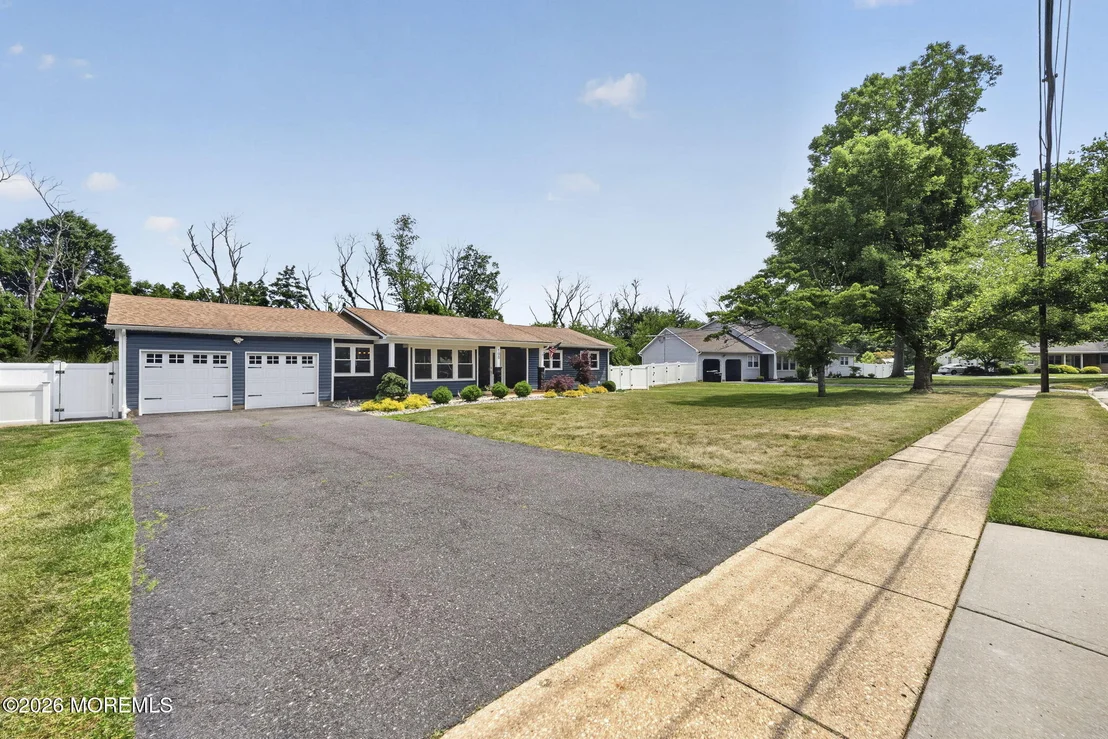 Photo of 100 Sargent Road
