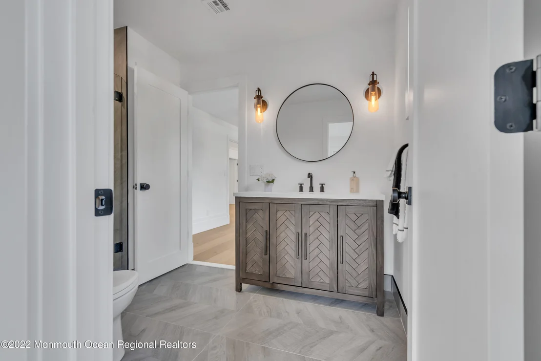 Photo of 376 Orenda Circle