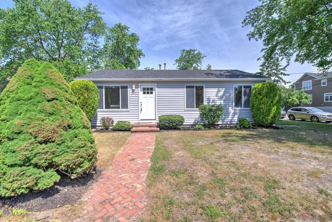 Photo of 263 Grant Court