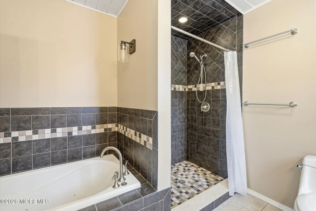 Photo of 14 Scheiber Drive