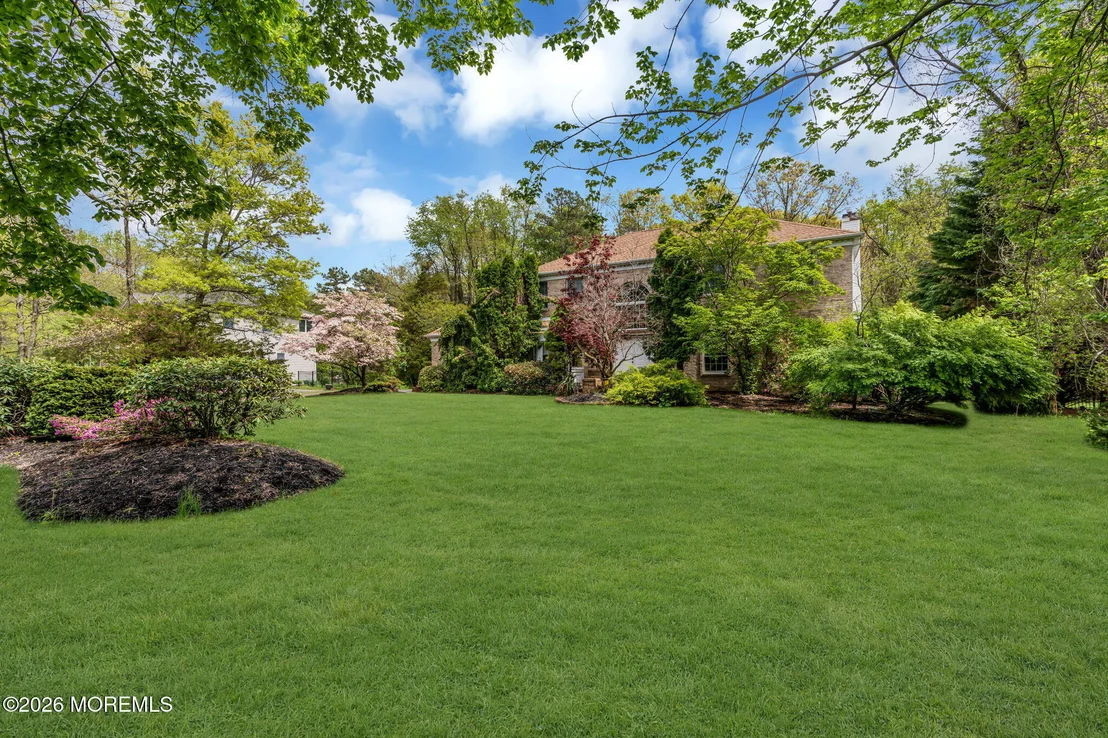 Photo of 4 Quaker Hill Road