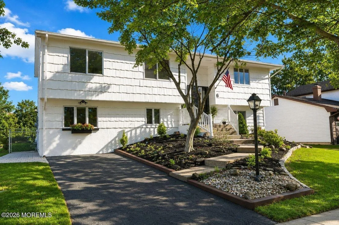 Photo of 6 Ennis Drive