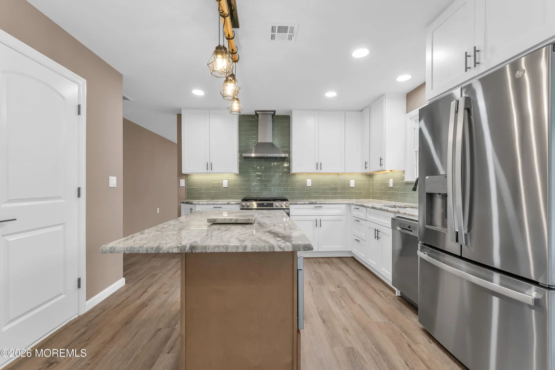 Photo of 134 Pulaski Boulevard