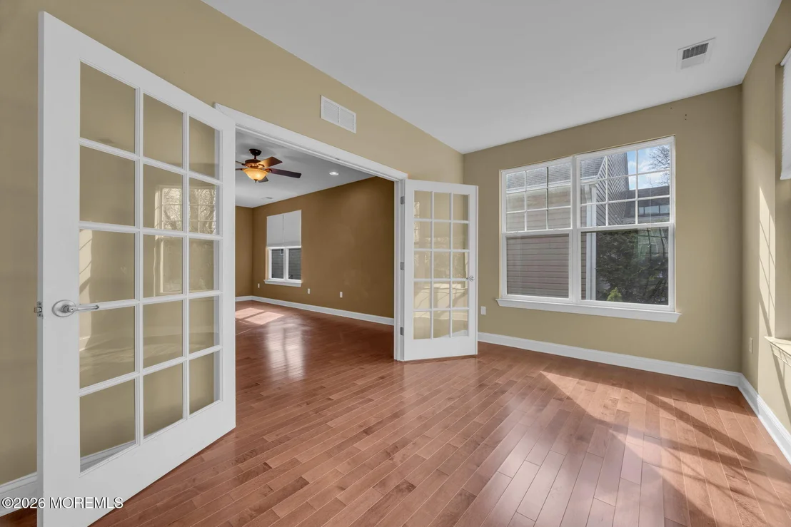 Photo of 37 Kingston Drive