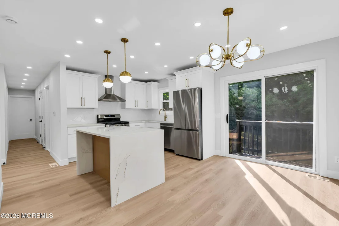 Photo of 415 S 1st Avenue