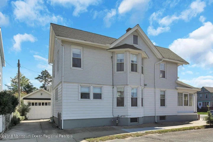 Photo of 147 Broadway