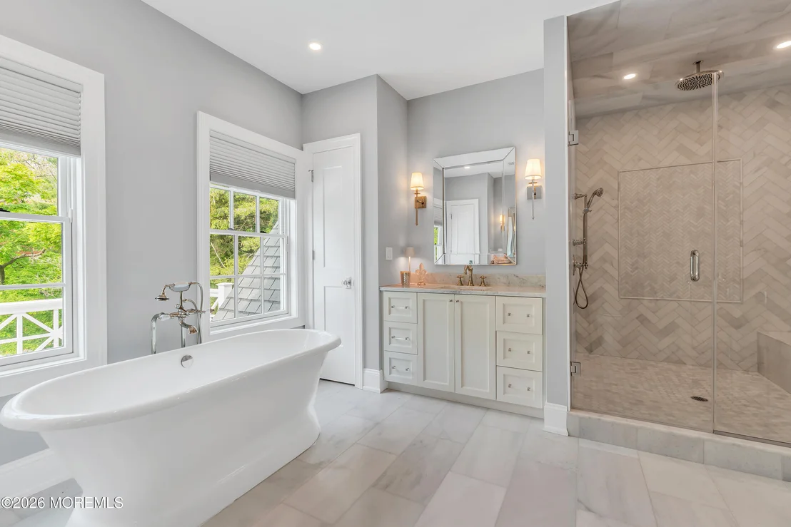 Photo of 13 Buttonwood Lane