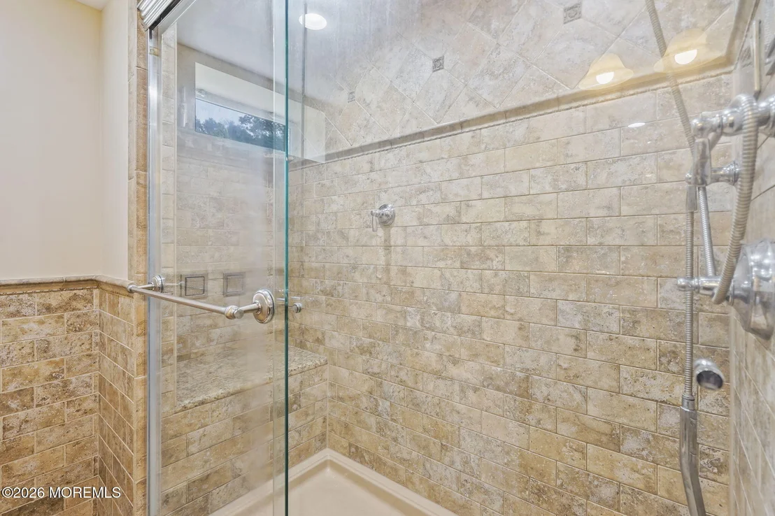 Photo of 296 Sunnybrook Road