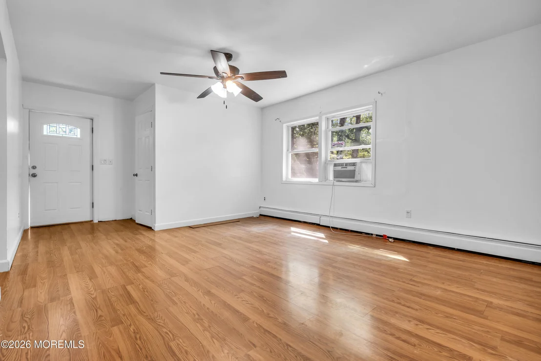 Photo of 381 Glenn Road