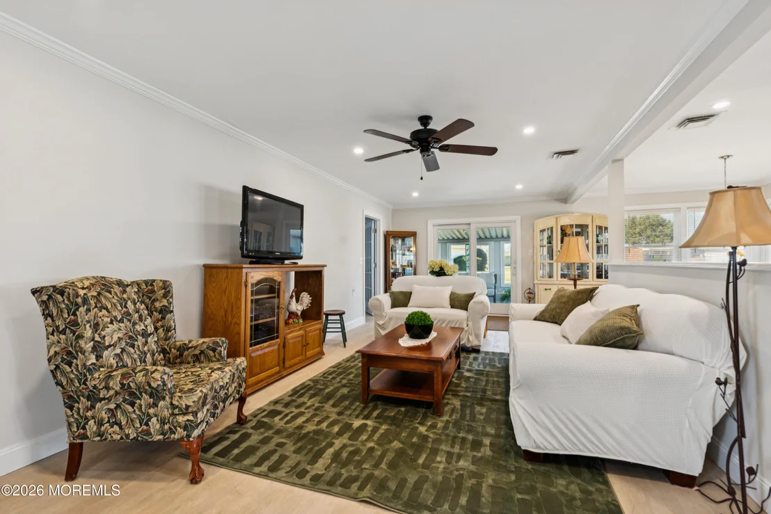 Photo of 121 Whittier Road