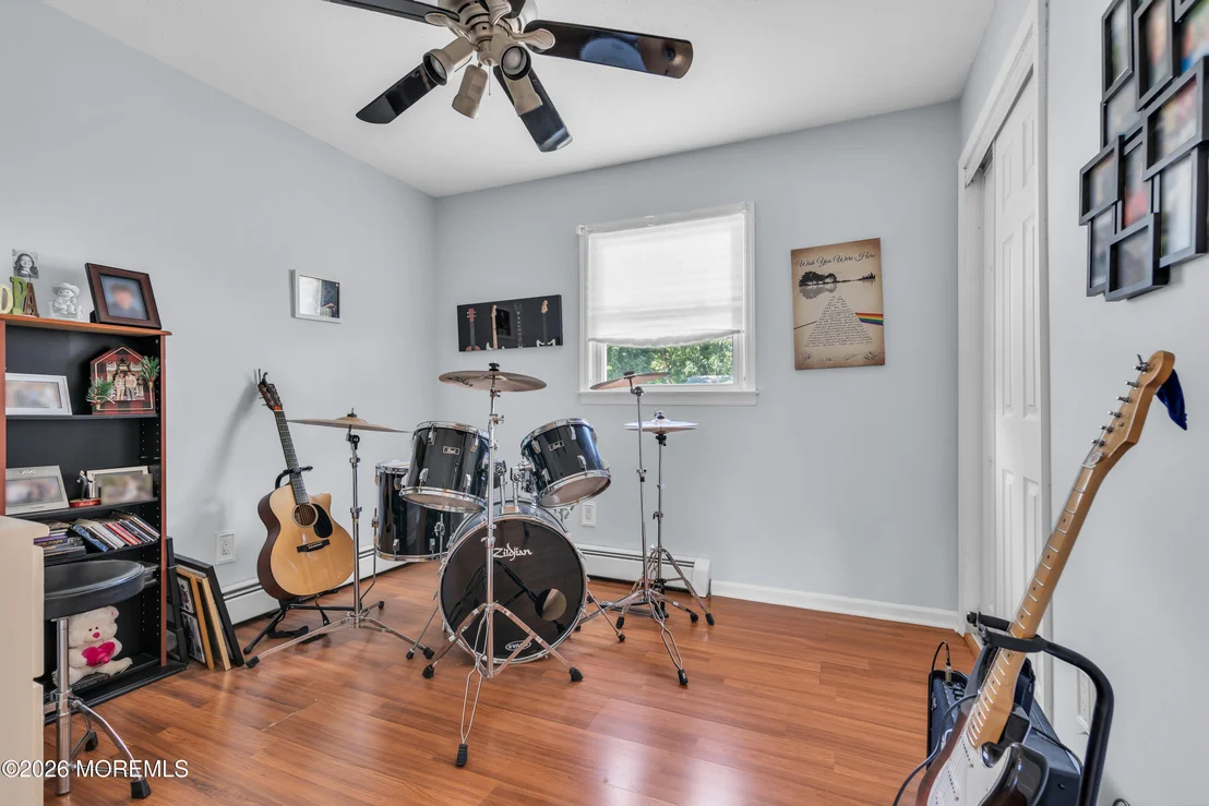 Photo of 421 Leanora Street