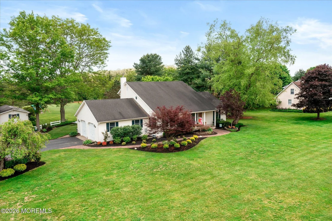 Photo of 134 Schoolhouse Road